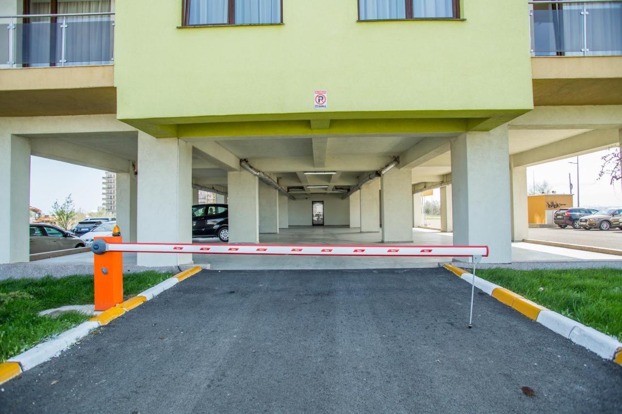 Bella Vista Summerland Mamaia Eksteriør billede