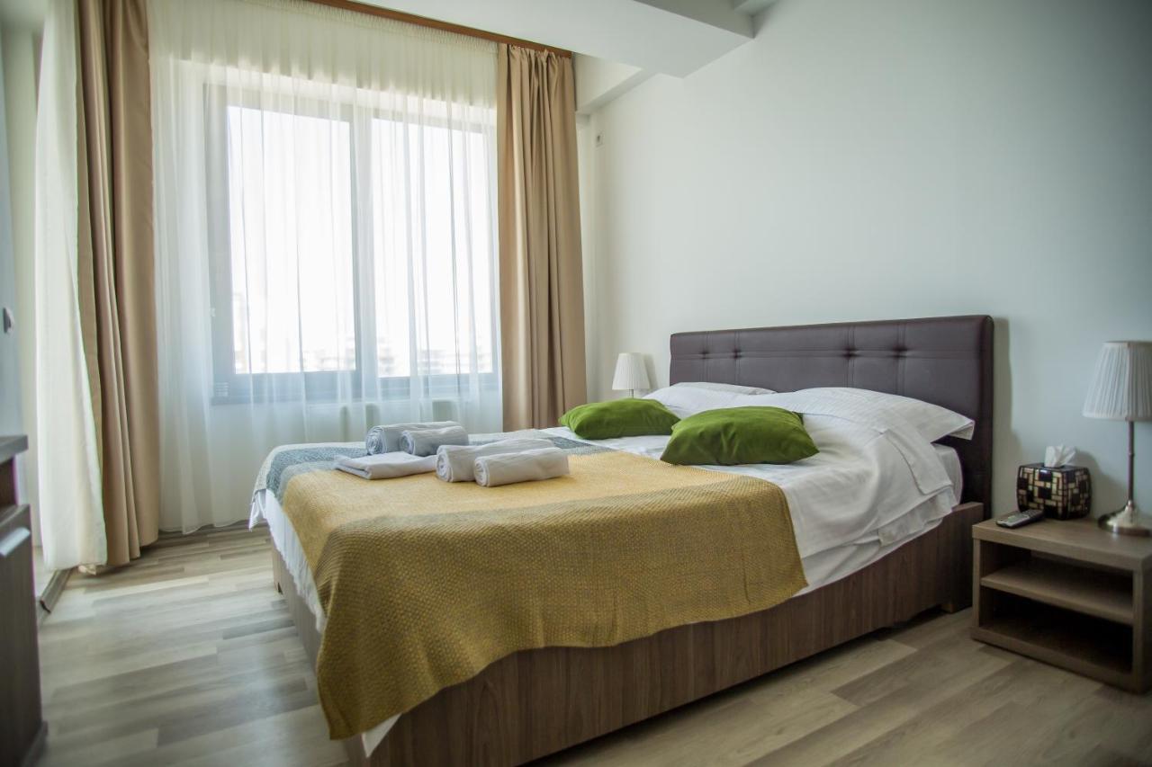 Bella Vista Summerland Mamaia Eksteriør billede