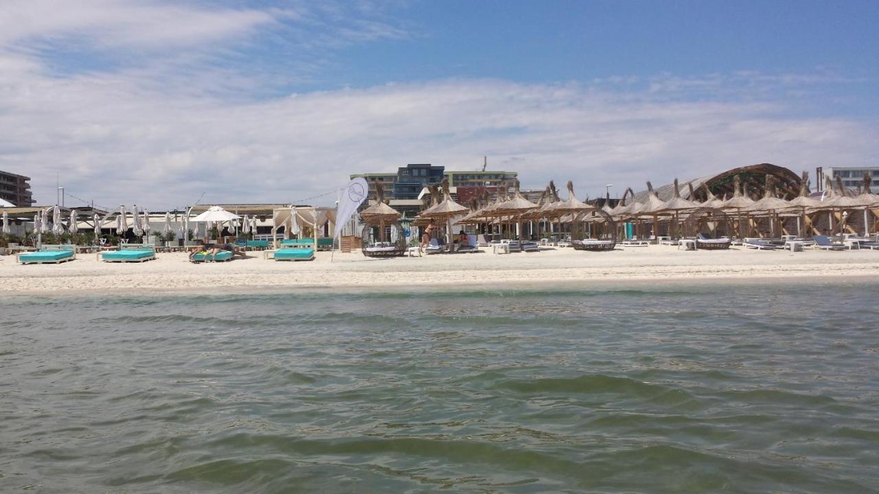 Bella Vista Summerland Mamaia Eksteriør billede