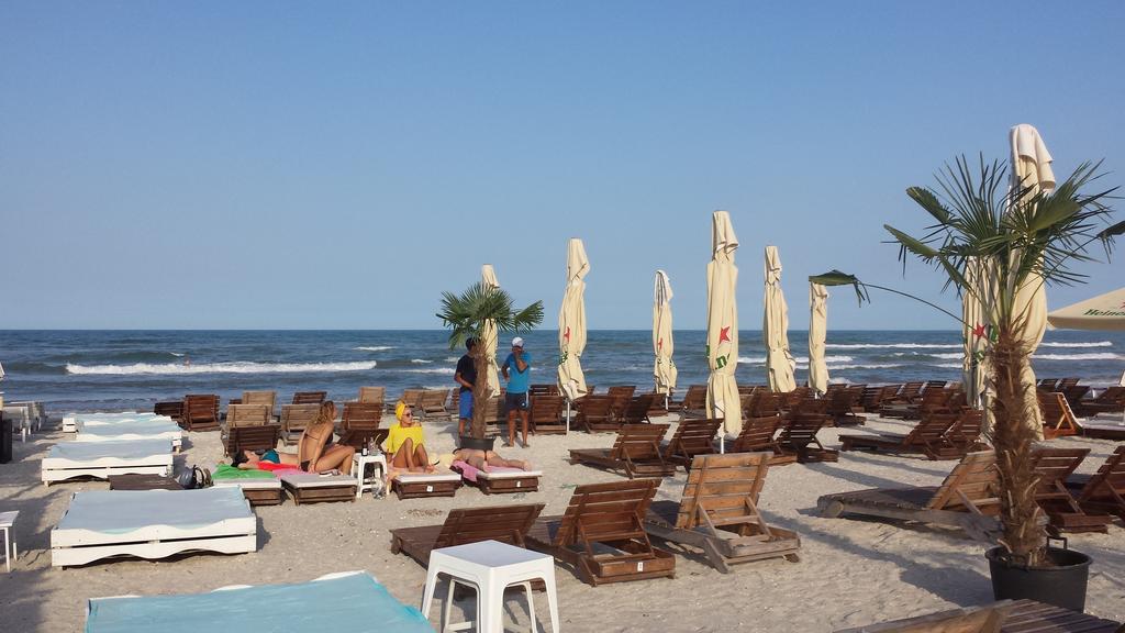 Bella Vista Summerland Mamaia Eksteriør billede