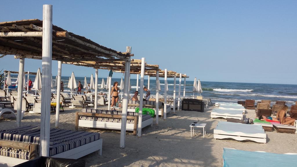 Bella Vista Summerland Mamaia Eksteriør billede